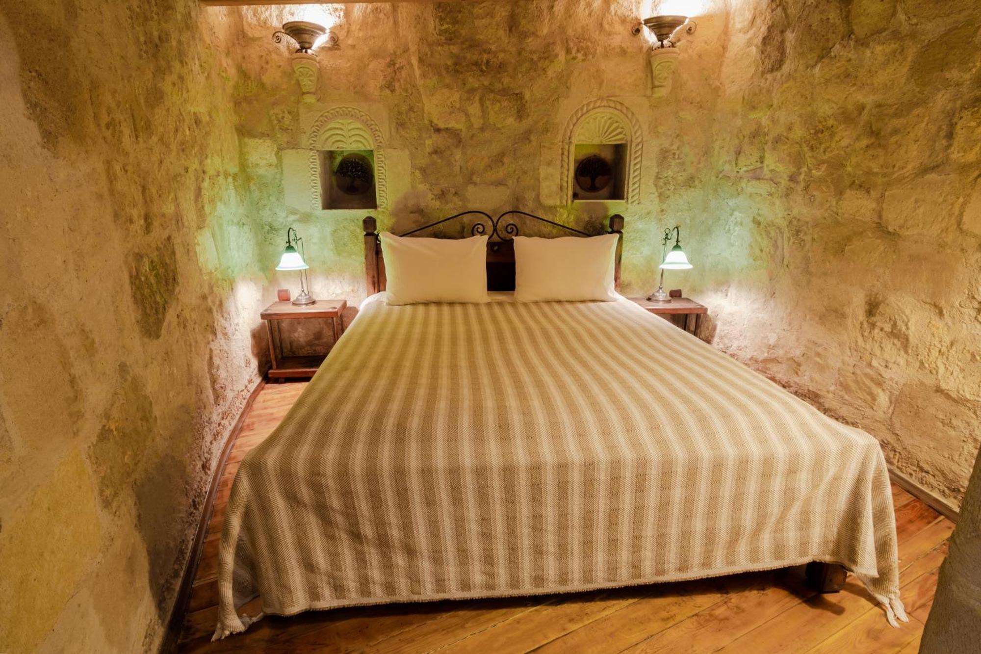 苏丹洞穴套房酒店 格雷梅 外观 照片